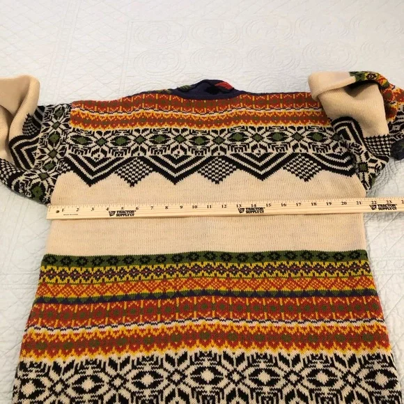 Vintage French Connection wool cardigan sweater. Size medium. - Picture 6 of 10